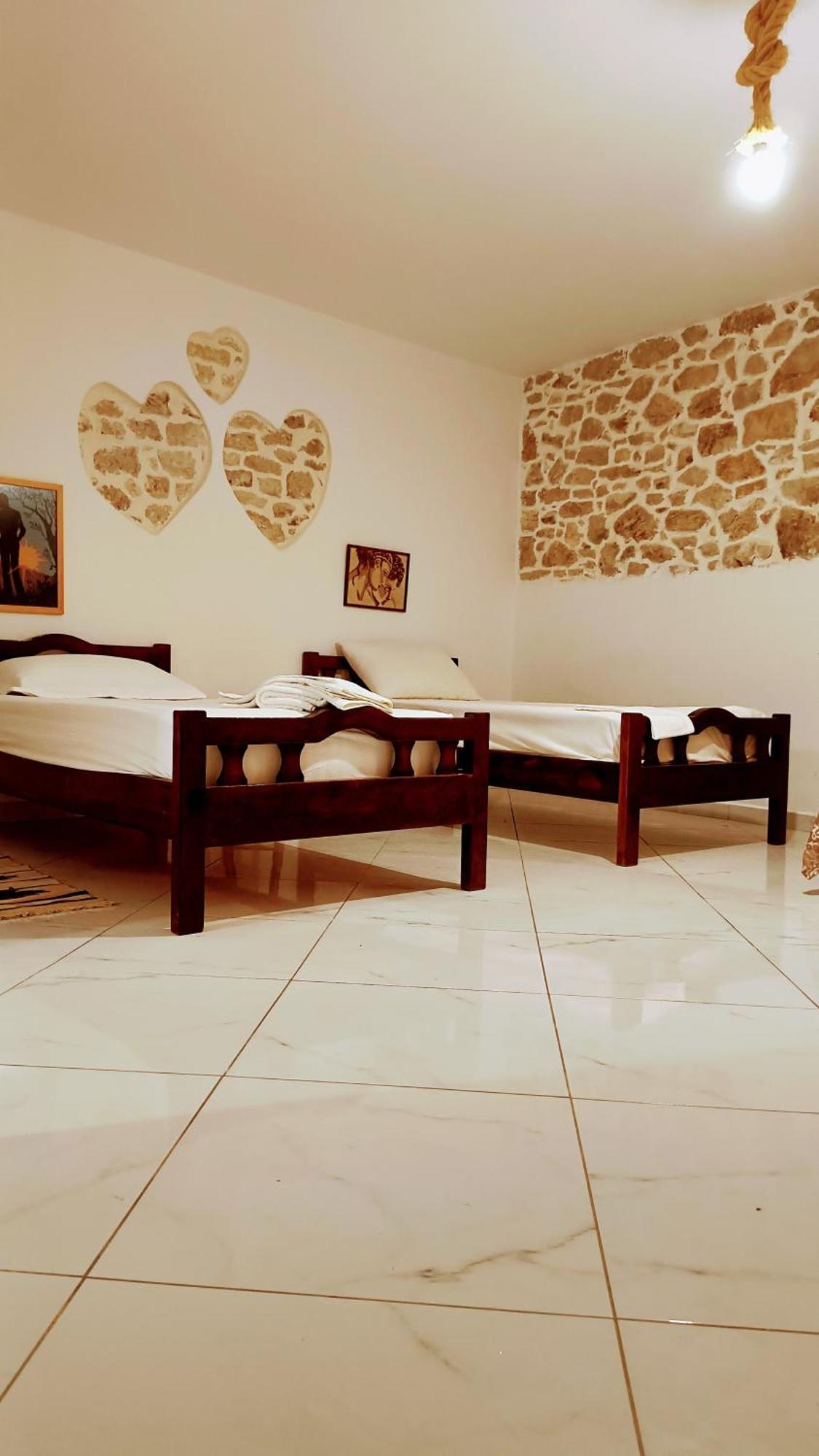 צ'פרו Polyxeni Apartments & Rooms מראה חיצוני תמונה